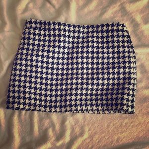 houndstooth mini skirt